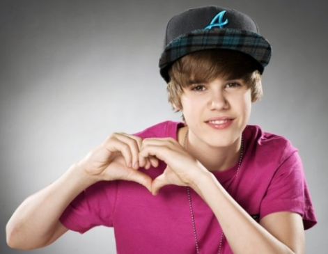 justin bieber live in manila 2011. • Justin Bieber